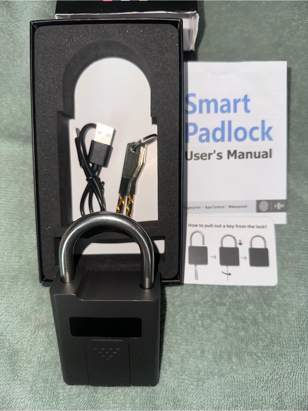 Smart Padlock with Keys and USB Cable - Black